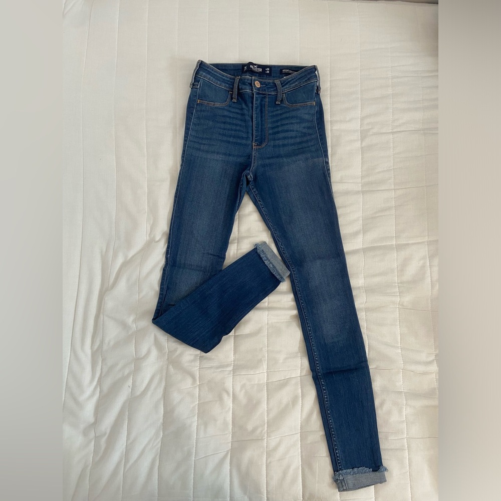 Hollister skinny jeans - US26